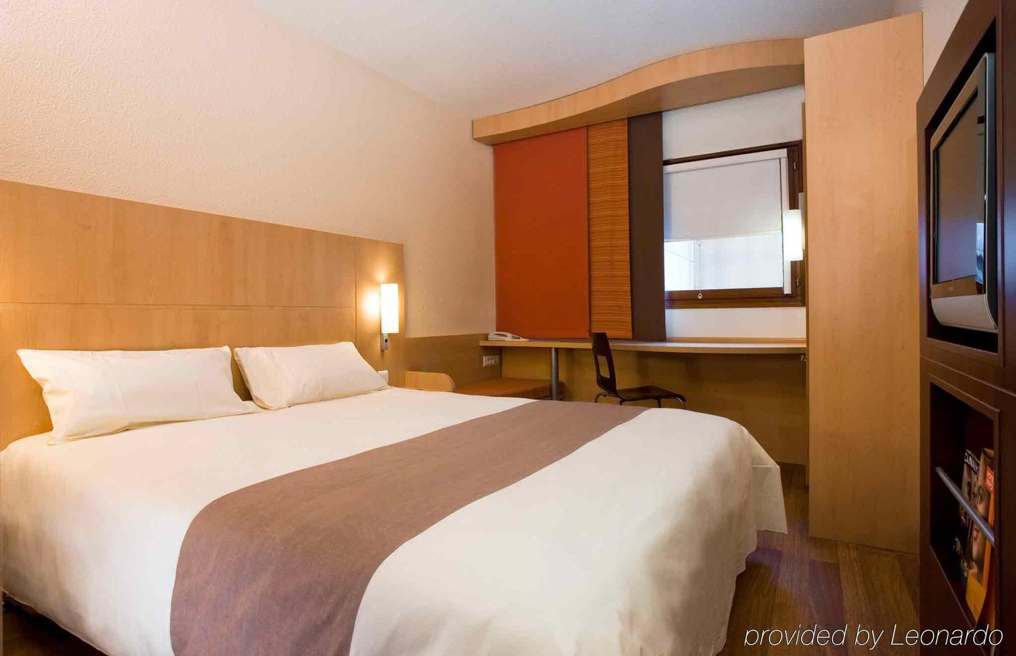 Hotel Ibis Gare Montparnasse 15eme Parijs